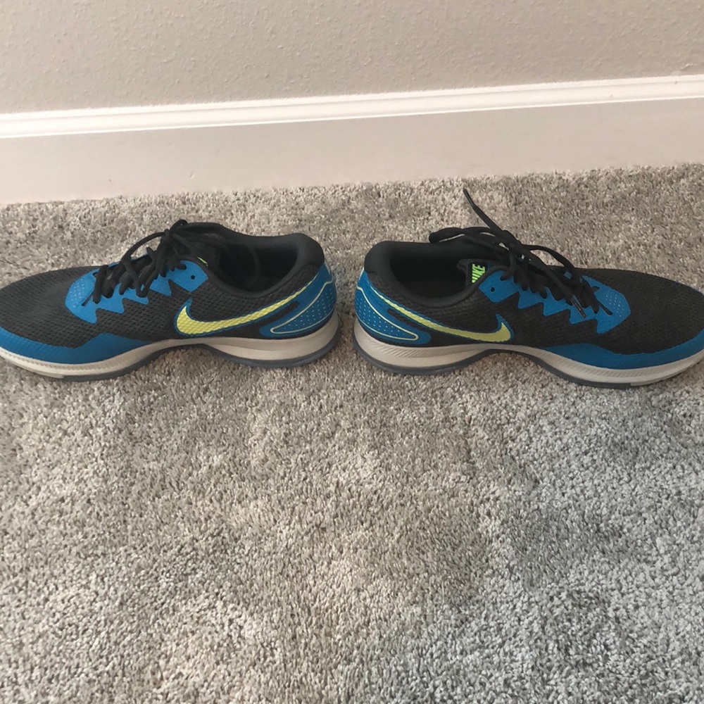 Nike Zoom Running Shoes - Picture 4 of 7